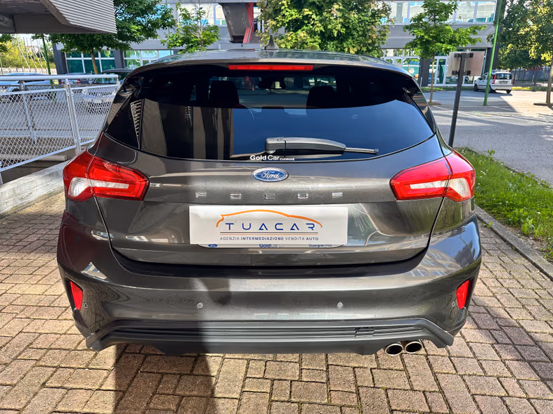 Ford Focus - 4