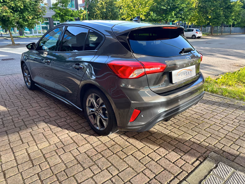 Ford Focus - 5