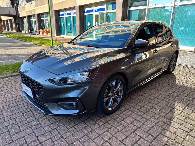 Ford Focus - 16