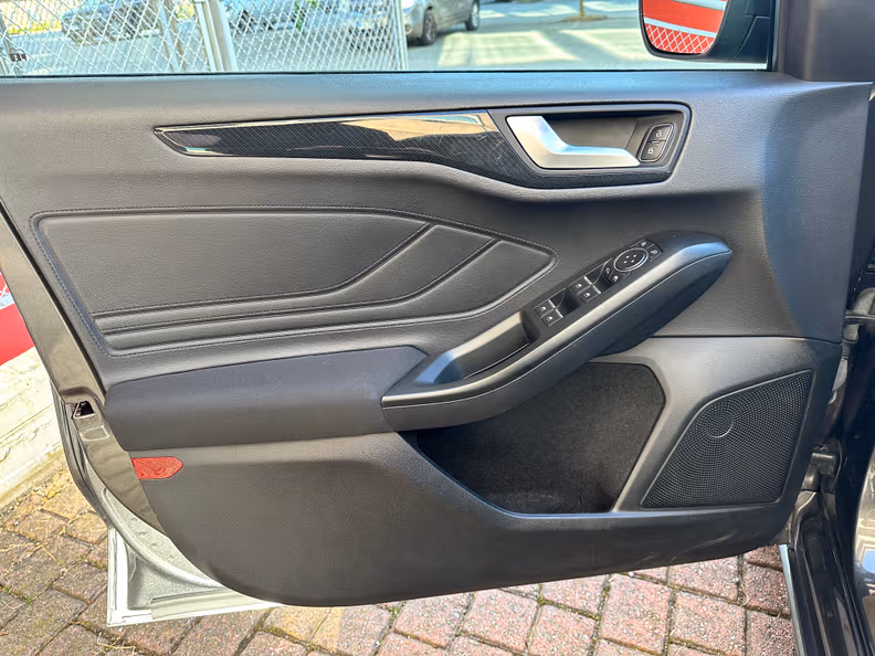 Ford Focus - 20
