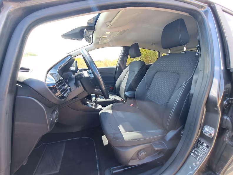 Ford Fiesta - 10