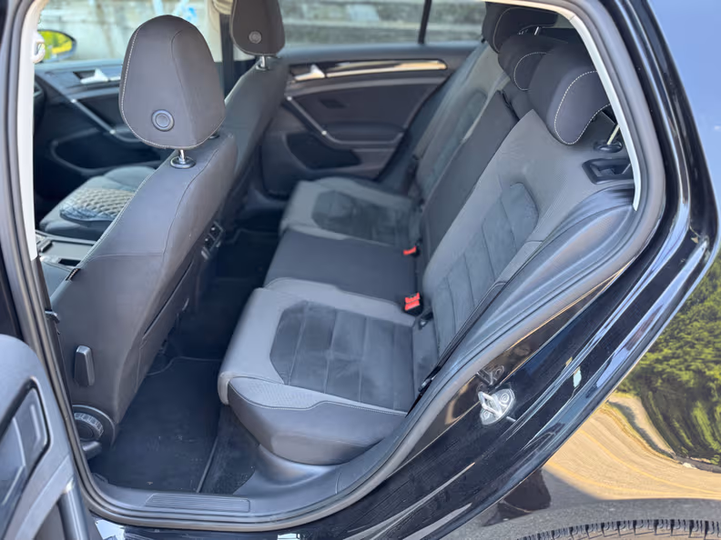VW Golf - 21