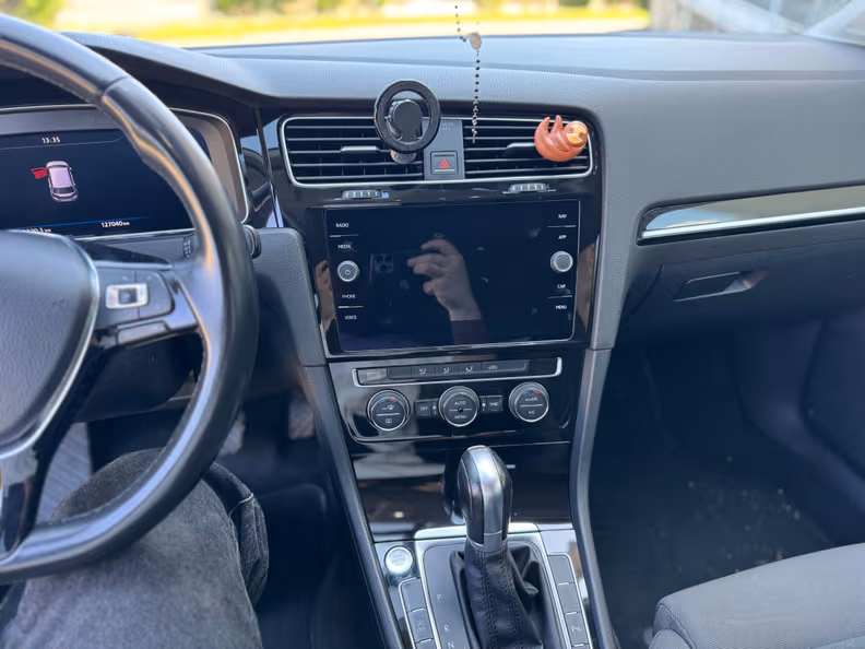 VW Golf - 16