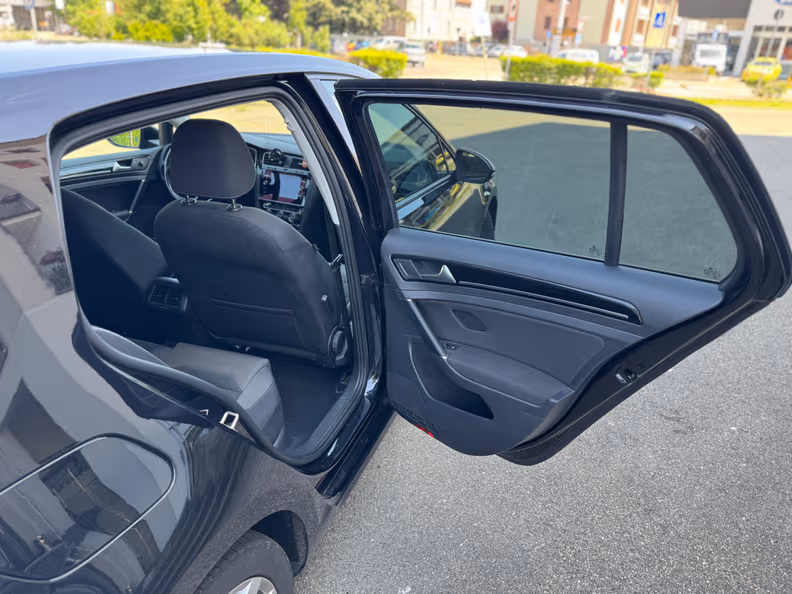 VW Golf - 22