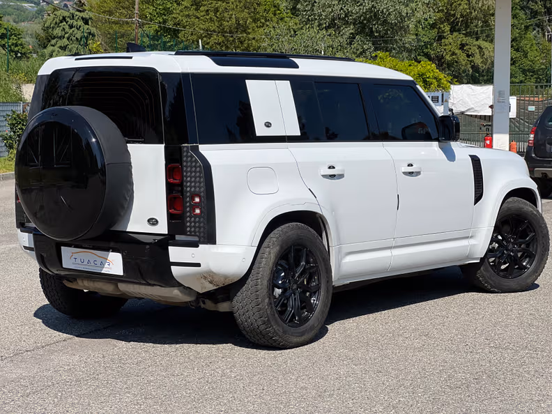 Land Rover Defender - 5