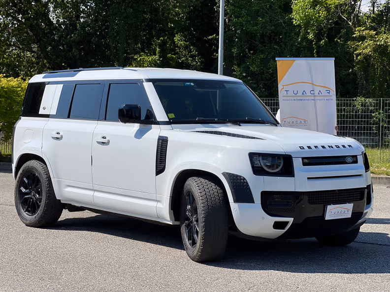 Land Rover Defender - 3
