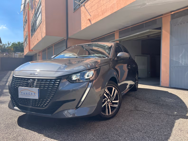 Peugeot 208 - 2