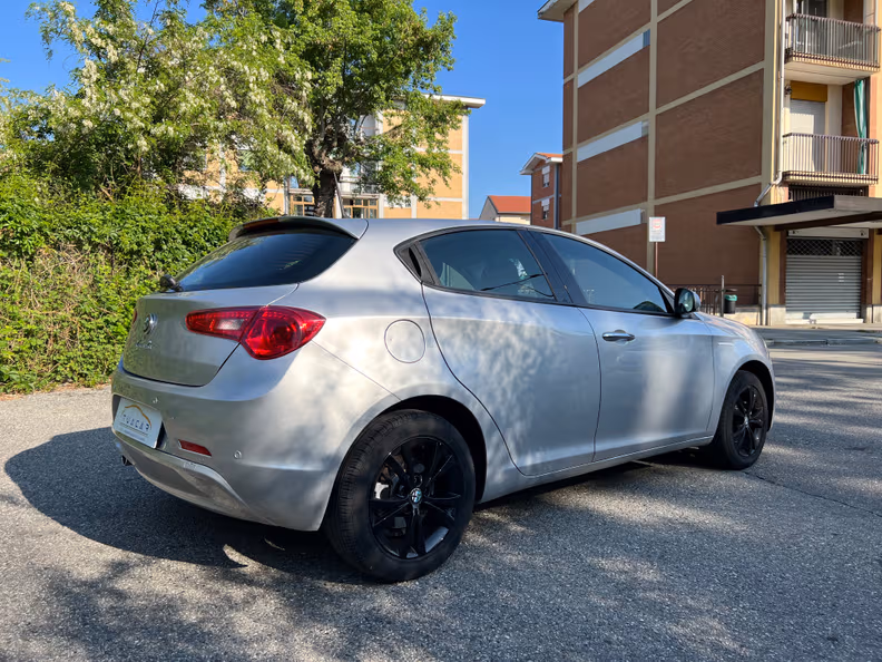 Alfa Romeo Giulietta - 5