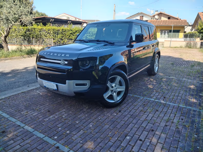 Land Rover Defender - 3