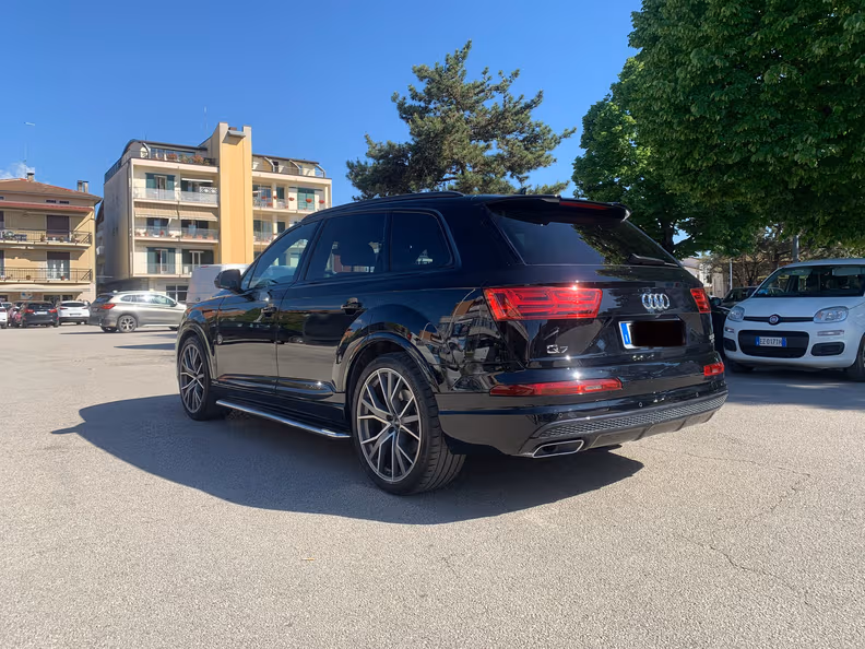 Audi Q7 - 5