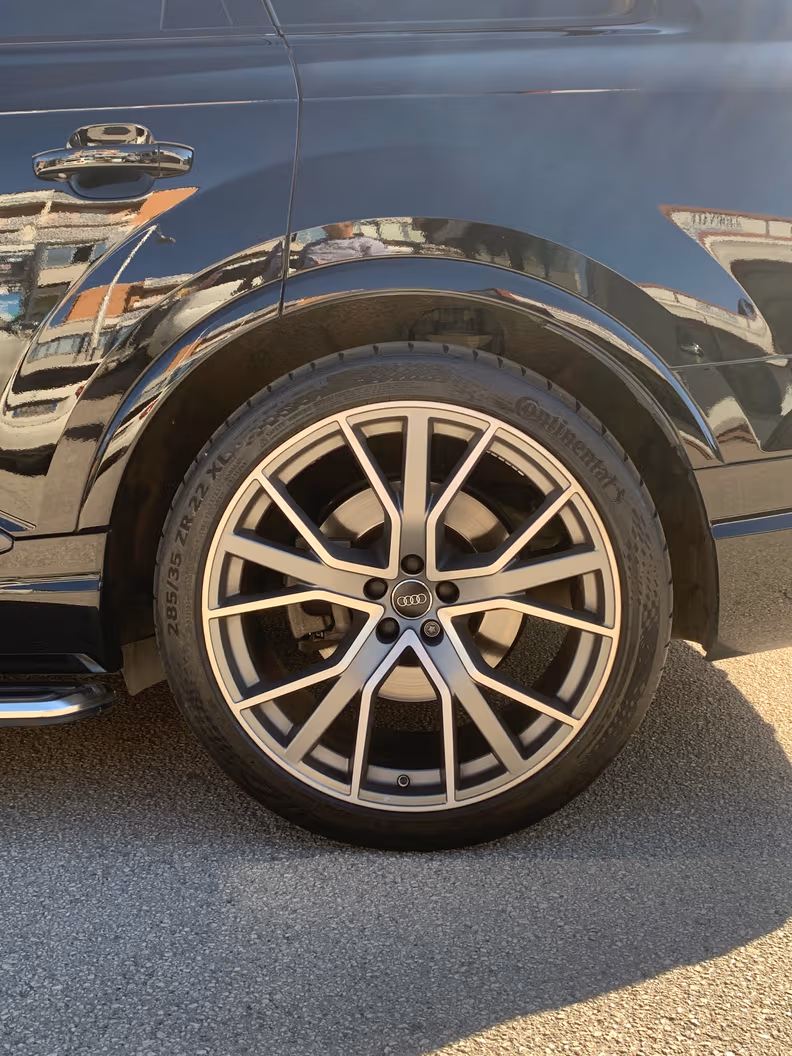 Audi Q7 - 17