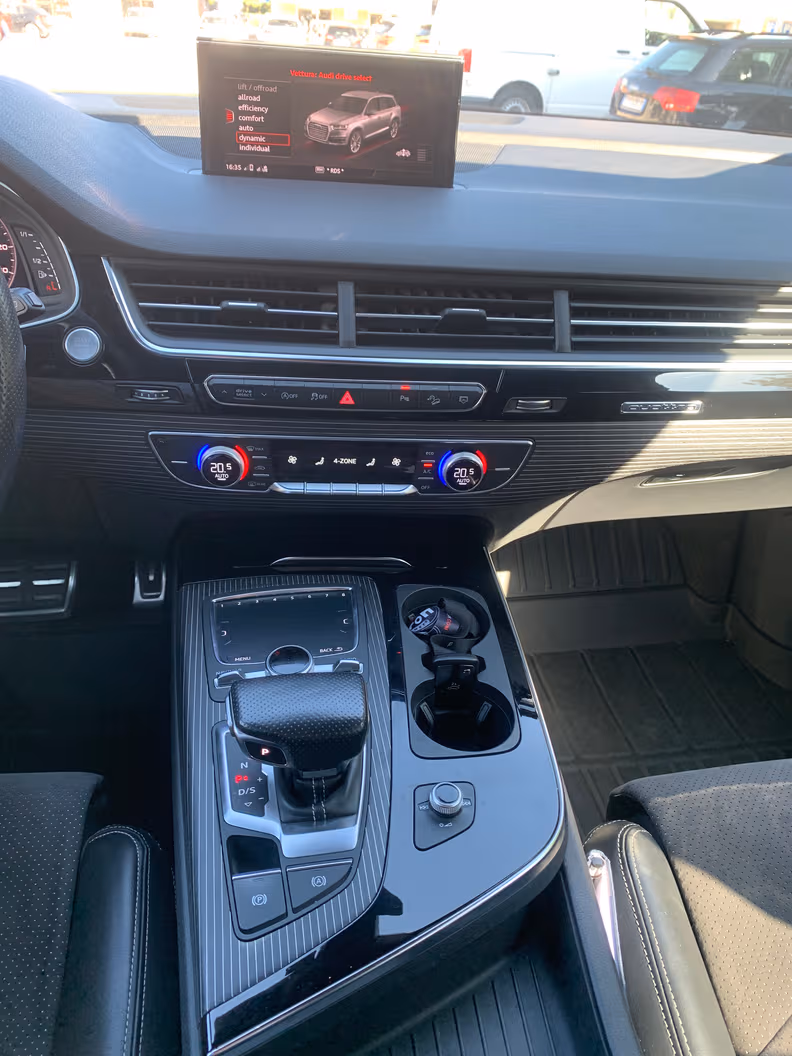 Audi Q7 - 24
