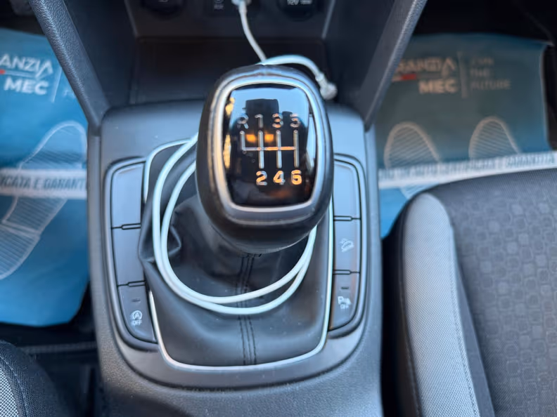 Hyundai Kona - 18
