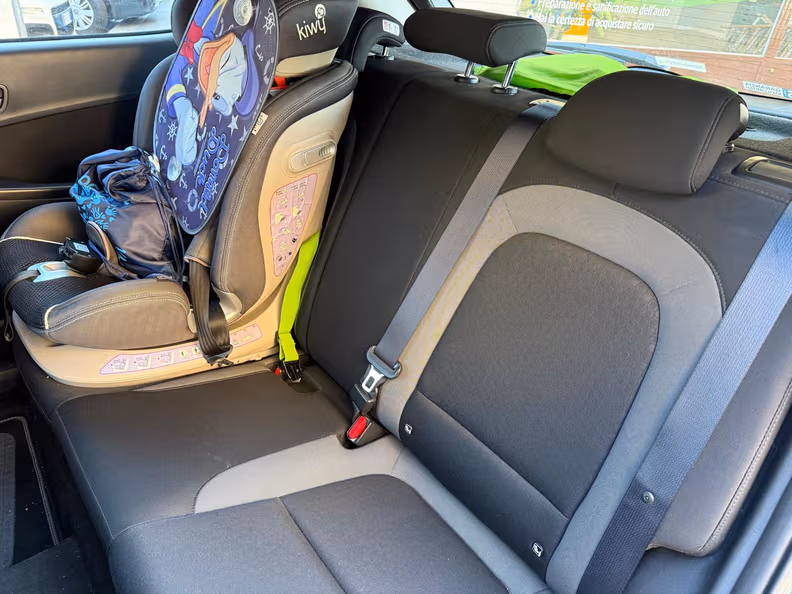 Hyundai Kona - 21