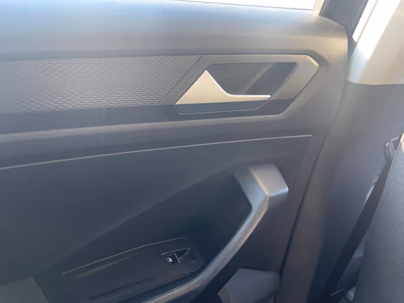 VW T-ROC - 24