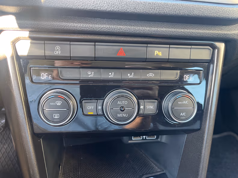 VW T-ROC - 19
