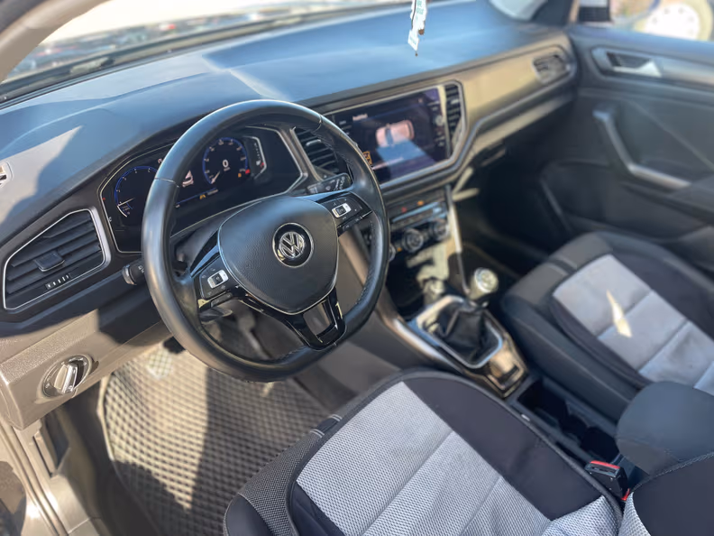 VW T-ROC - 8