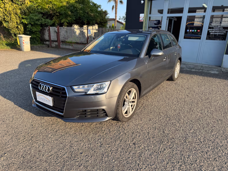 Audi A4 - 1
