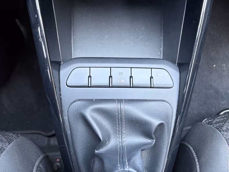 Kia Rio - 24
