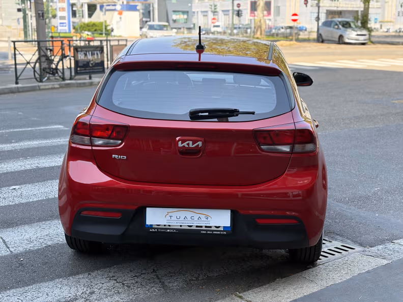 Kia Rio - 6
