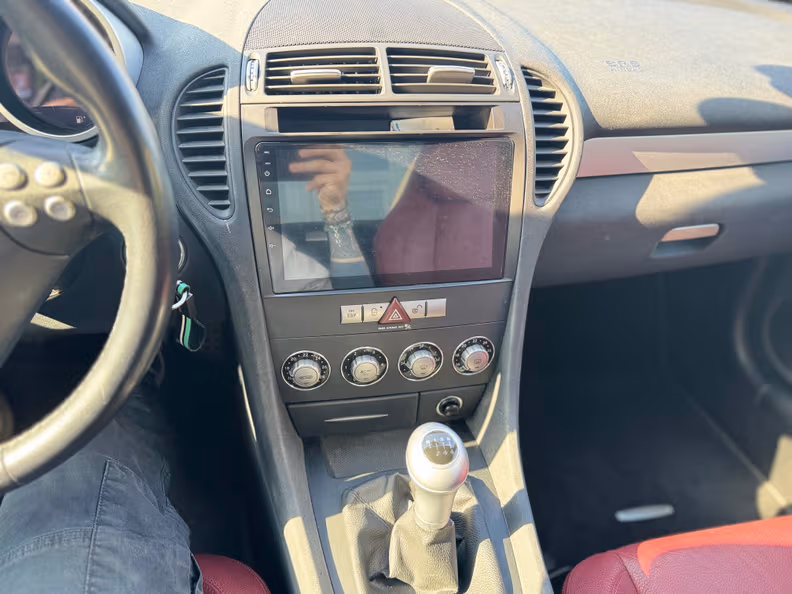 Mercedes-Benz SLK-Class - 19