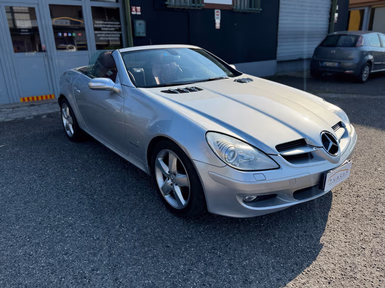 Mercedes-Benz SLK-Class - 7