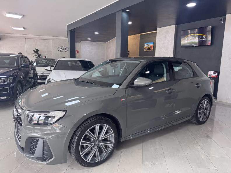 Audi A1 - 1