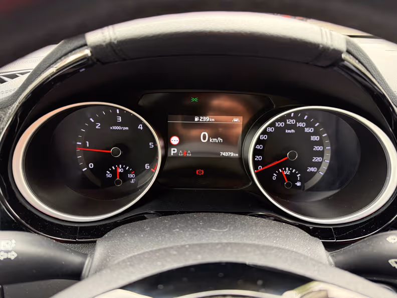 Kia Ceed - 12