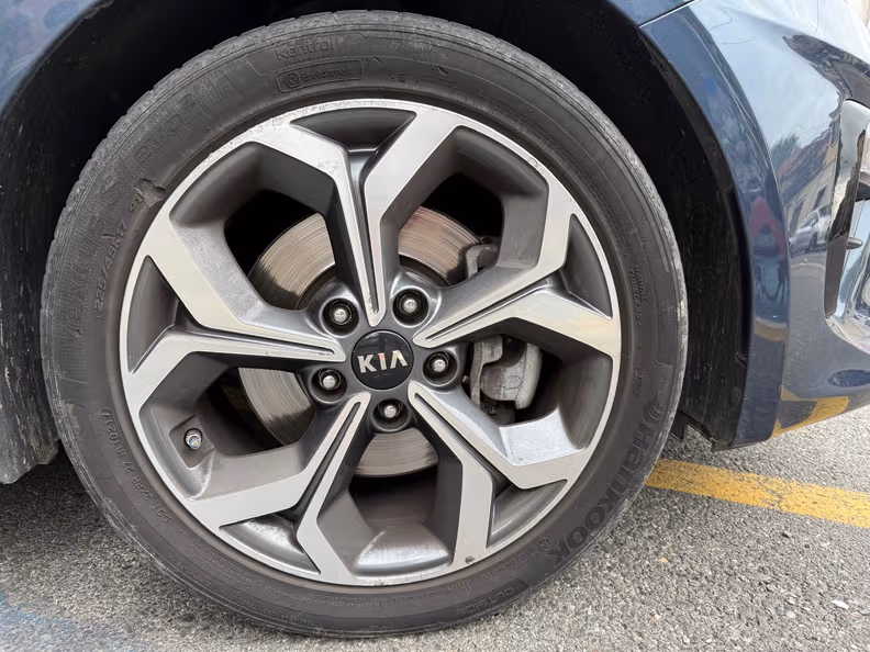 Kia Ceed - 37