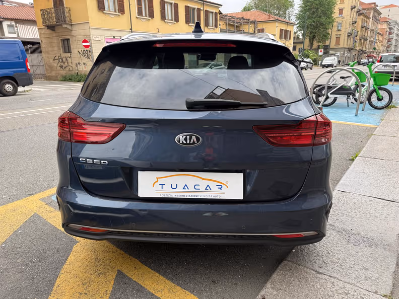 Kia Ceed - 6