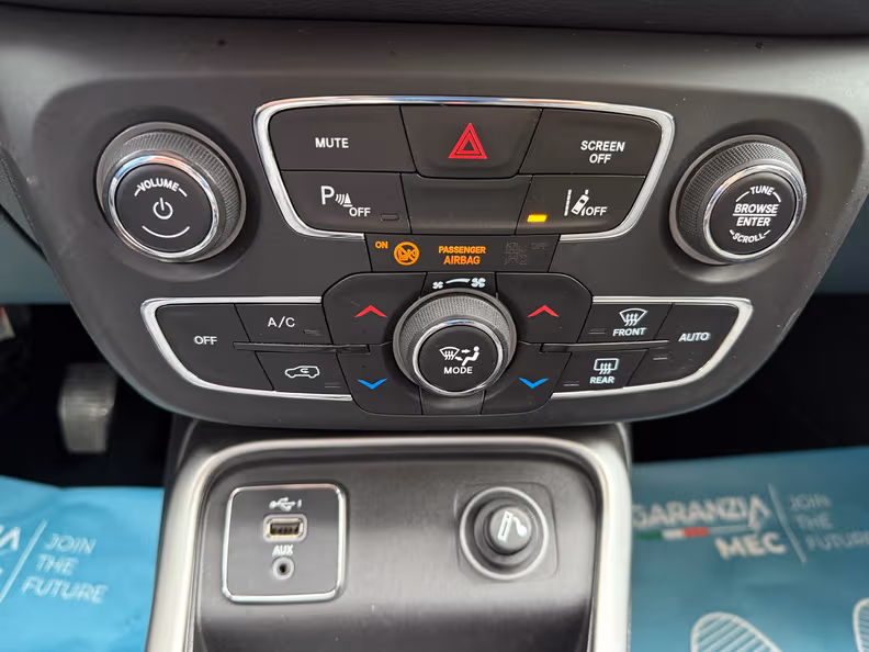 Jeep Compass - 20