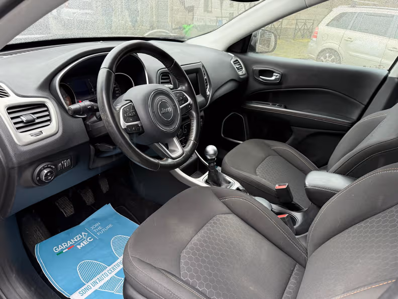 Jeep Compass - 26
