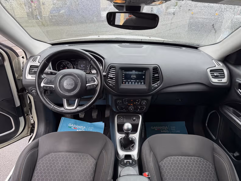 Jeep Compass - 10