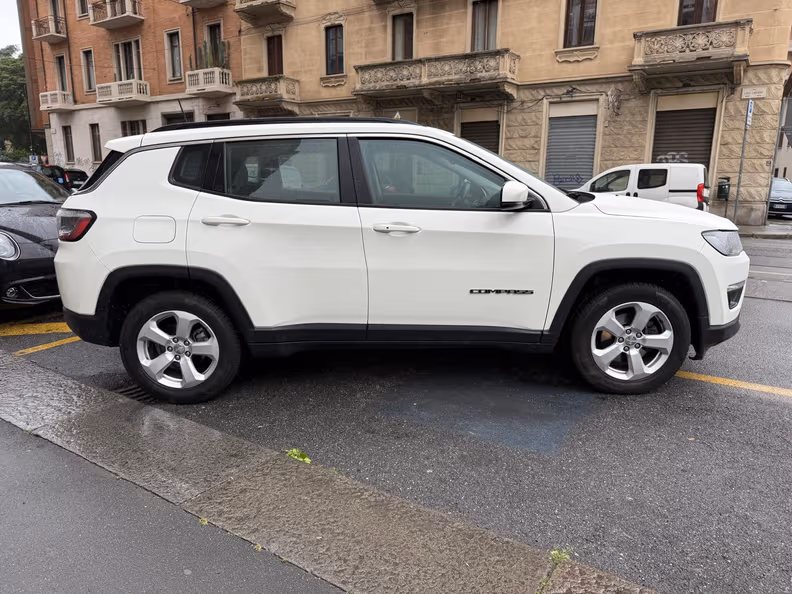Jeep Compass - 8