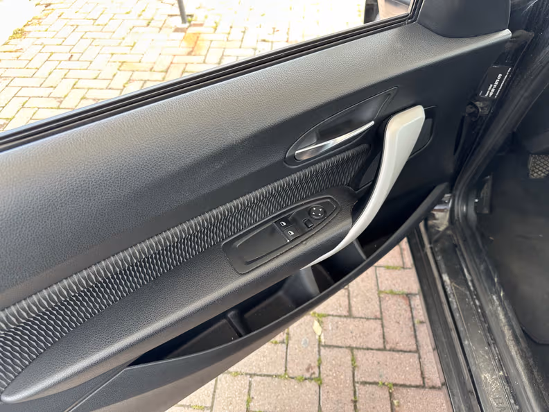 BMW 1 series - 18