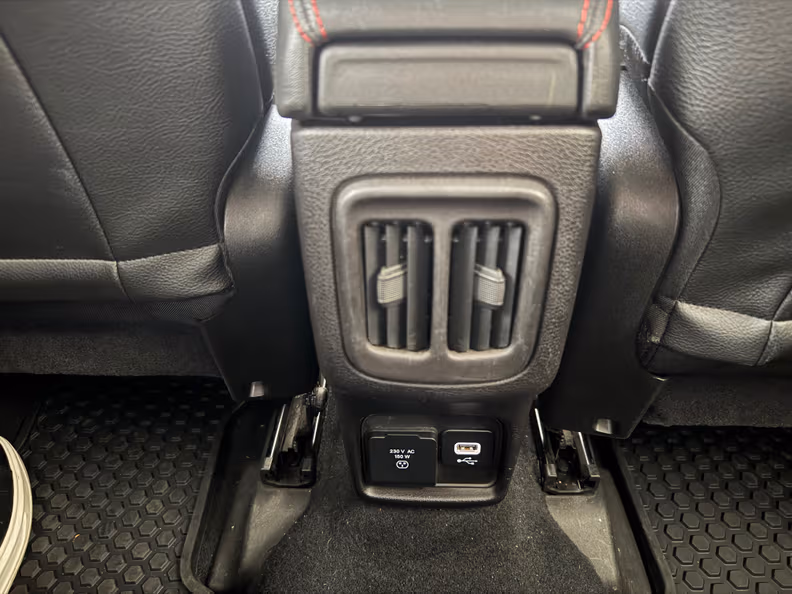 Jeep Compass - 24