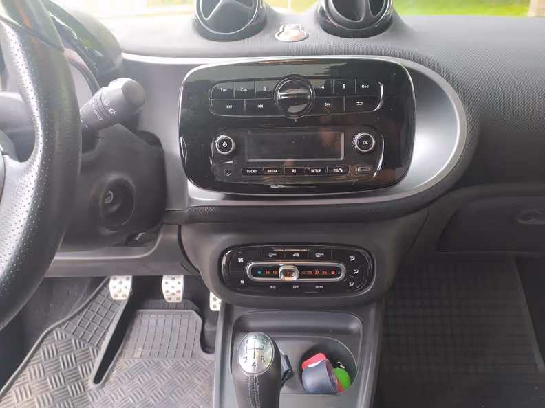 Smart Fortwo - 18