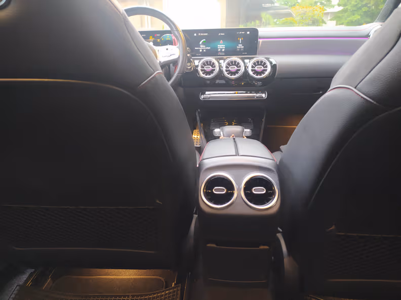 Mercedes-Benz CLA-Class - 37