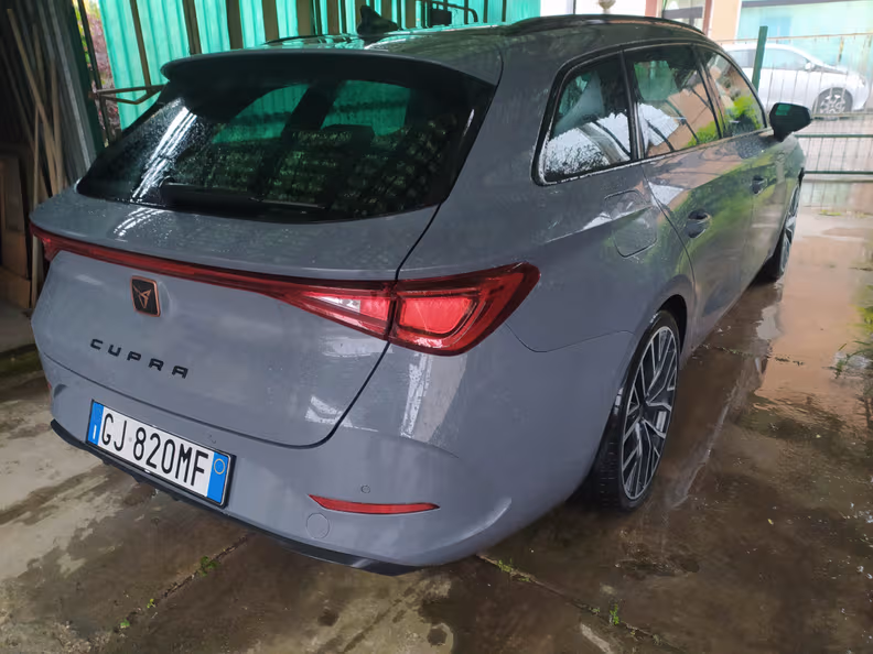 Cupra León - 4