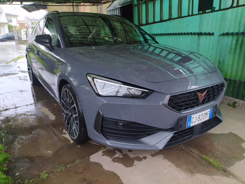 Cupra León - 3