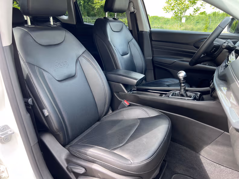 Jeep Compass - 11