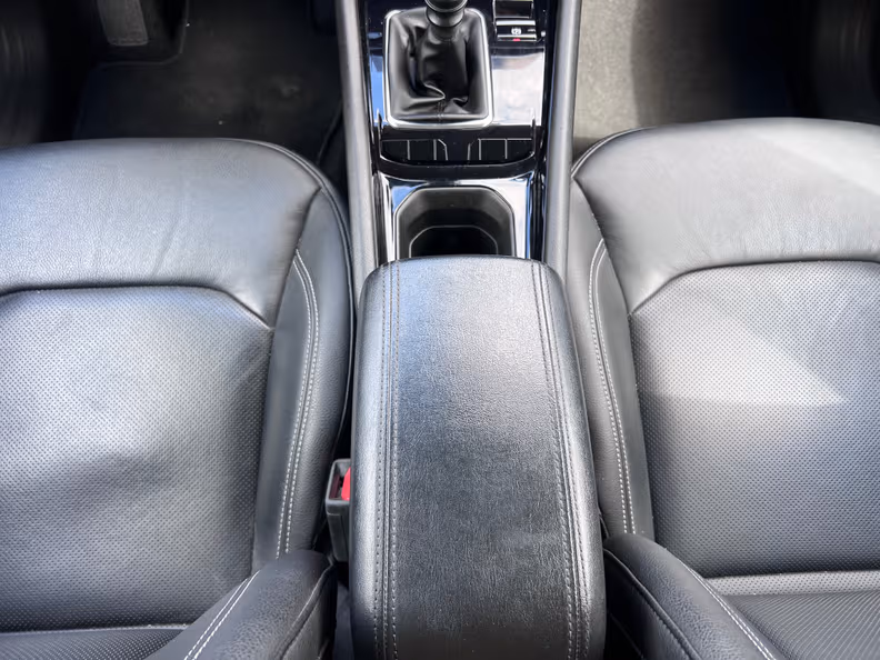 Jeep Compass - 30