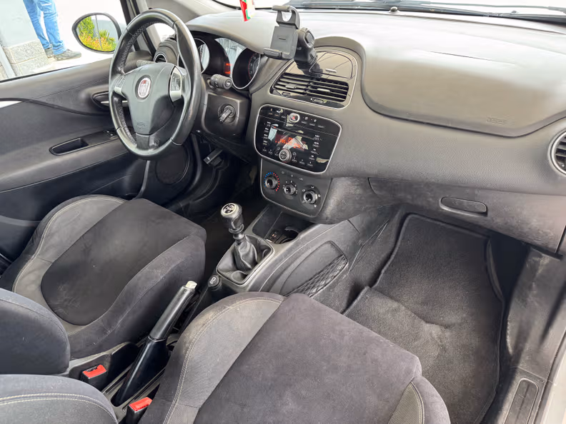 Fiat Punto - 8