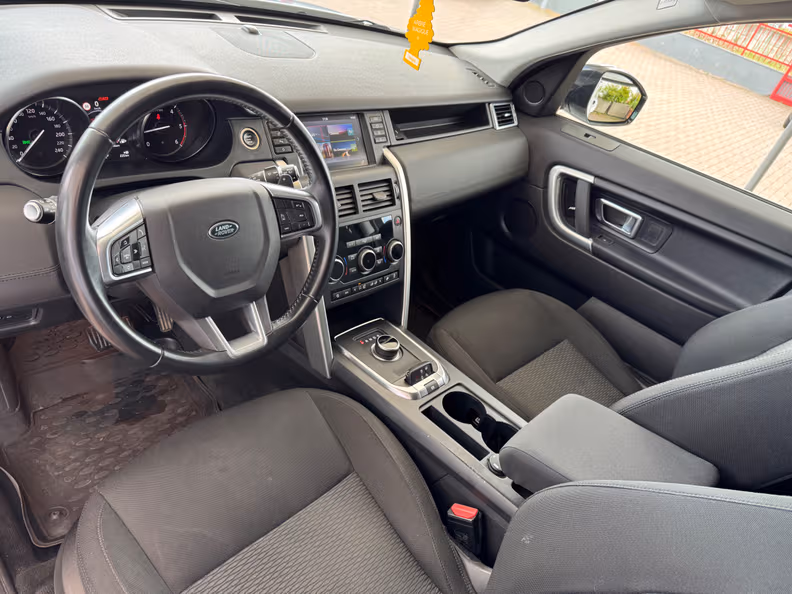 Land Rover Discovery Sport - 7