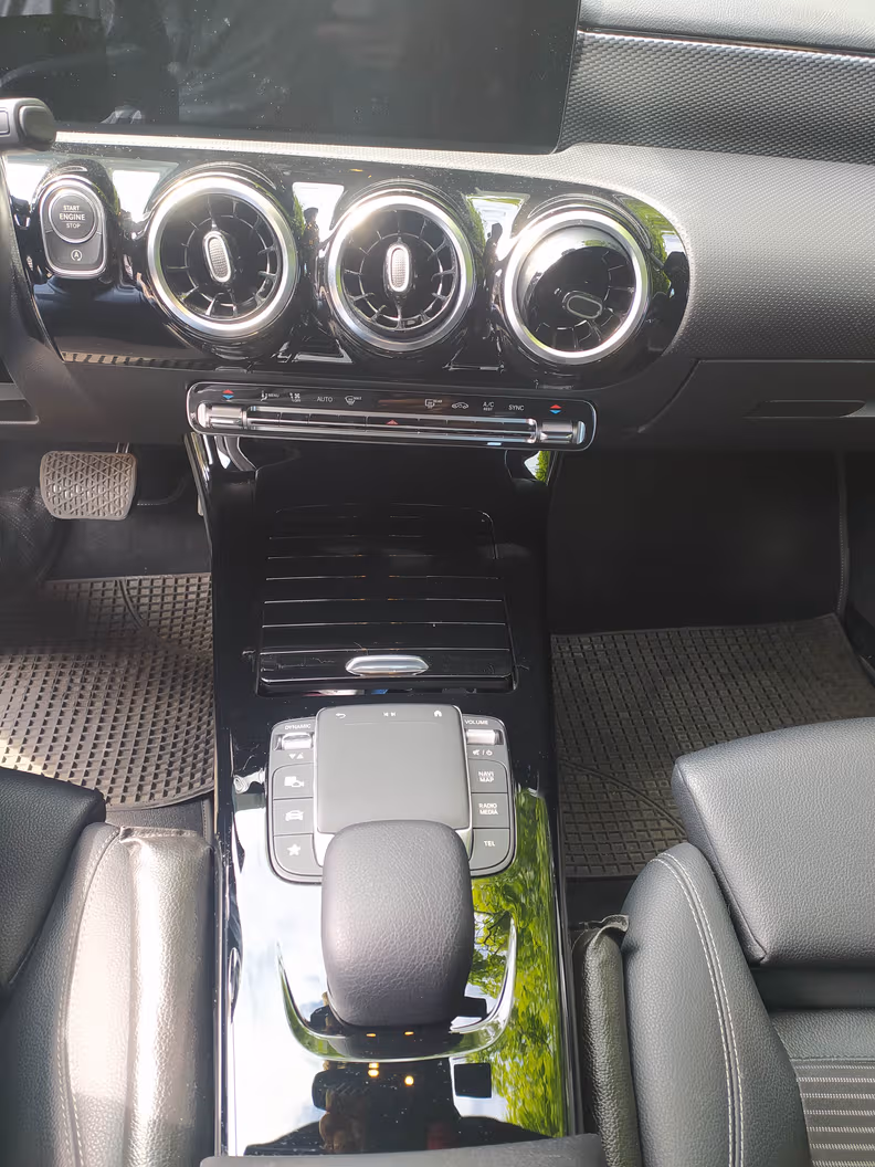 Mercedes-Benz A-Class - 27