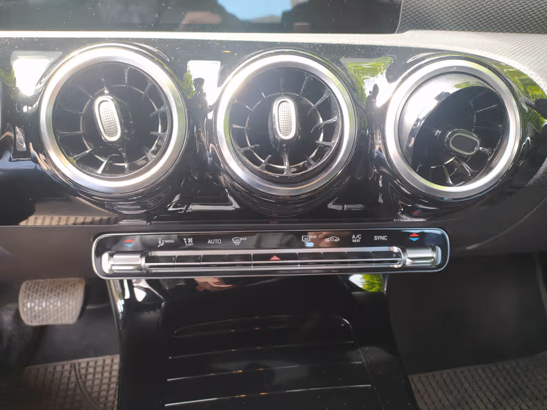 Mercedes-Benz A-Class - 29