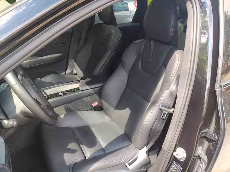 Volvo XC60 - 22