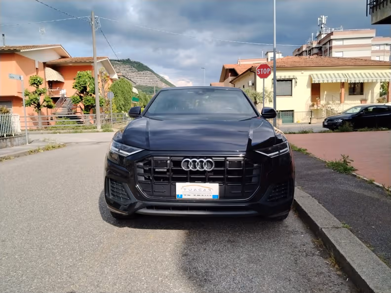 Audi Q8 - 3