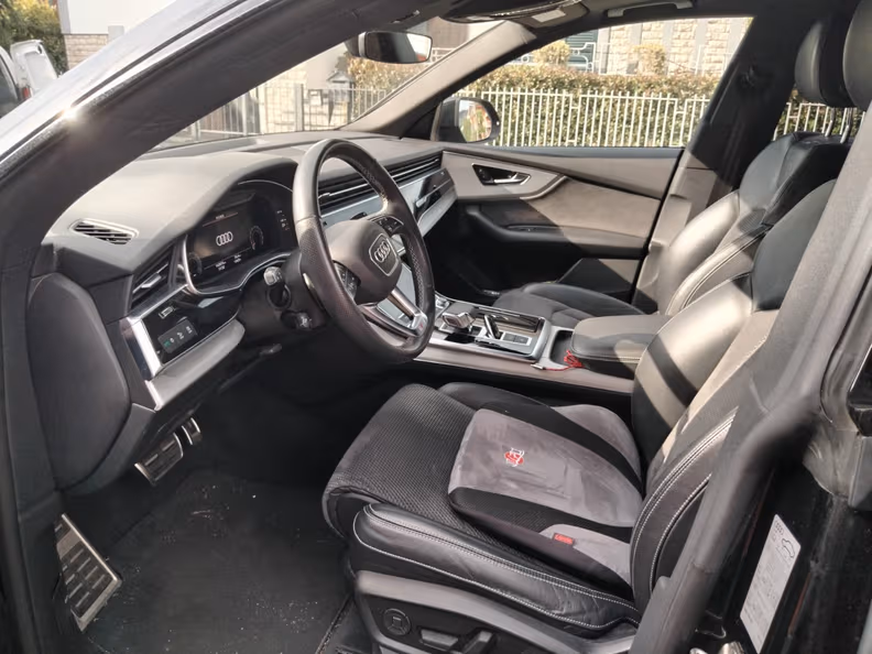 Audi Q8 - 17