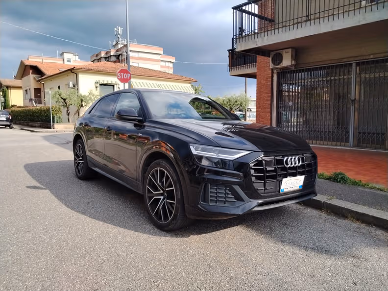 Audi Q8 - 4